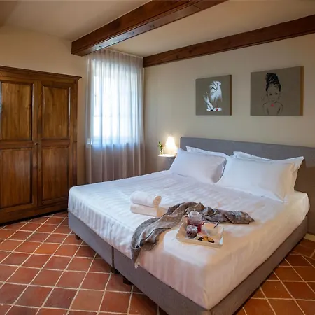 Agrisuite Le Querce Del Vareglio Canale Exterior foto