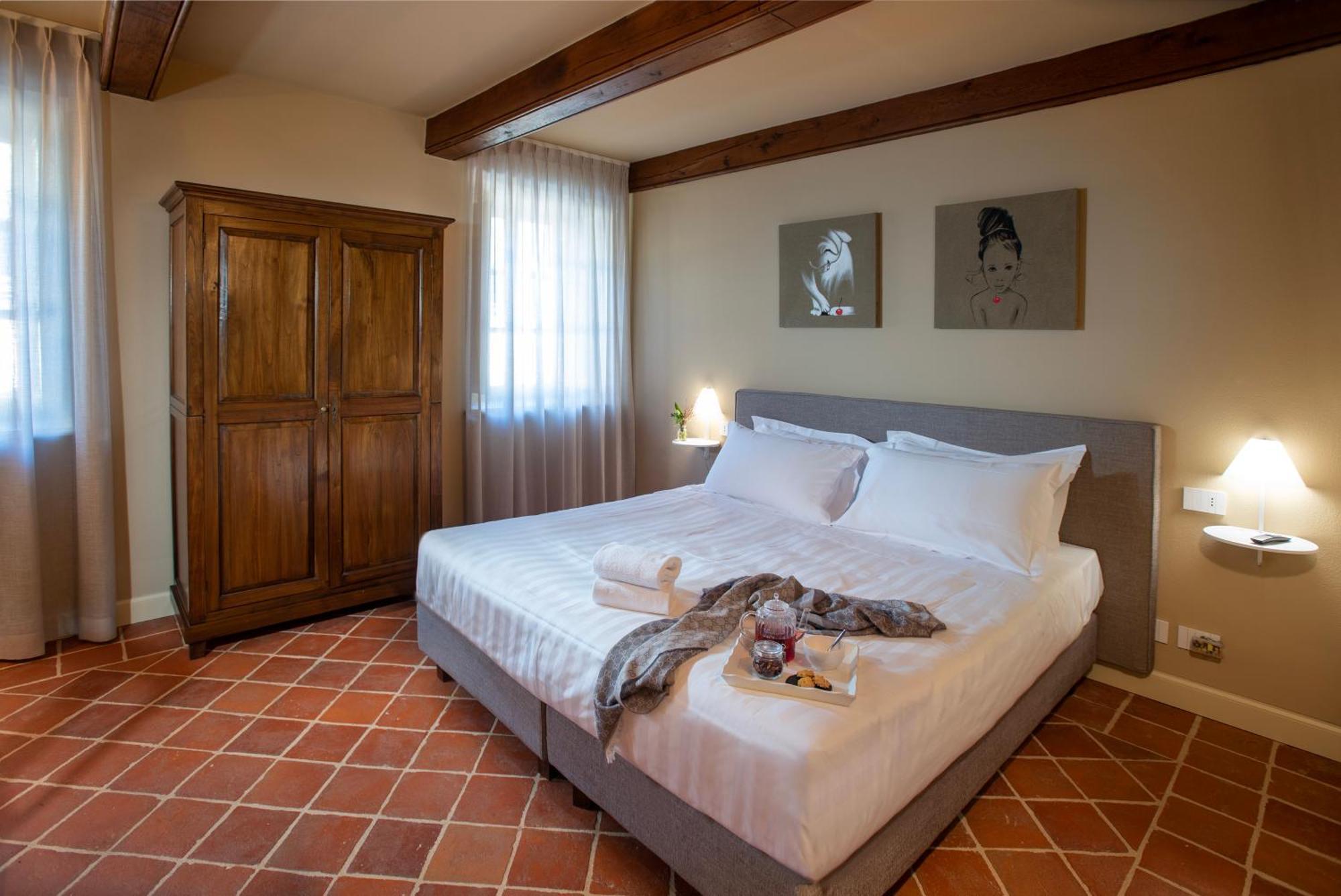 Agrisuite Le Querce Del Vareglio Bauernhof *