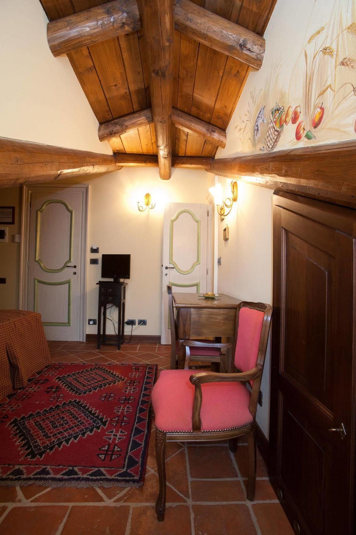 Agrisuite Le Querce Del Vareglio Bauernhof *